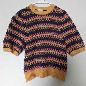 Short sleeve knit sweater